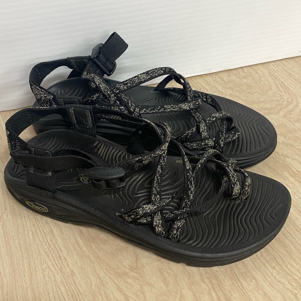 Chacos Zvolv X2 Sandals Womens Size 7 Hiking Water Sport Shoes Strappy Beachy